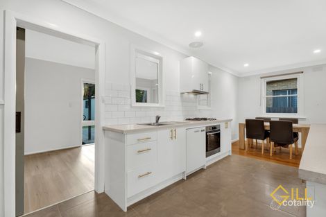 Property photo of 62 Kananook Avenue Seaford VIC 3198