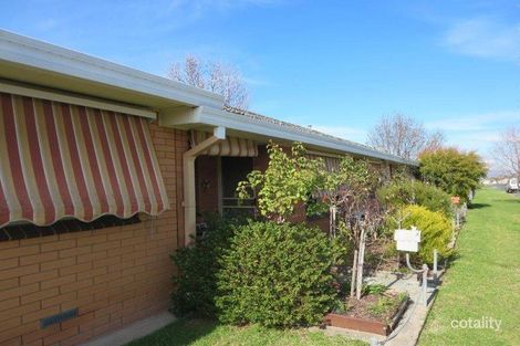 Property photo of 551 Kalimna Crescent Lavington NSW 2641