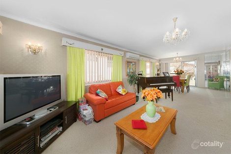 Property photo of 5 Glen Nevis Street Mansfield QLD 4122