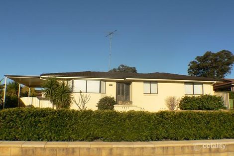 10 Barrallier Way, St Clair, NSW 2759