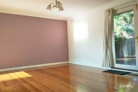 Property photo of 2/13-15 Jordan Grove Glen Waverley VIC 3150