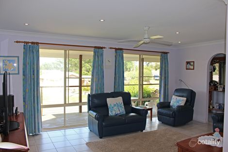 Property photo of 5 Torquay Drive Lake Tabourie NSW 2539