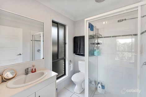 Property photo of 2/11 Jasmine Circuit Ormeau QLD 4208