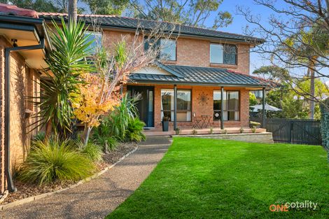 Property photo of 10 Berwick Place Menai NSW 2234