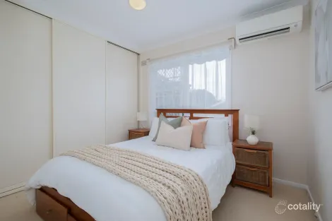 Property photo of 4 Hatfield Street Merewether Heights NSW 2291