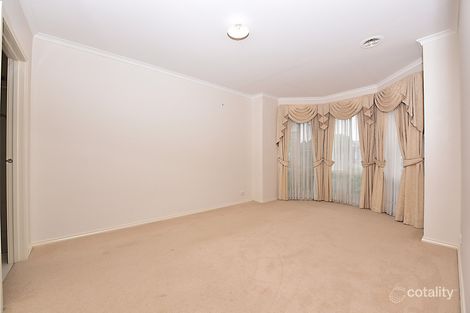 Property photo of 19 Reys Close Mordialloc VIC 3195