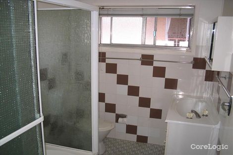 Property photo of 2/53-61 Kitchener Street Coorparoo QLD 4151