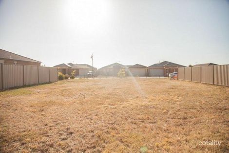 12 Cabernet St, Point Cook, VIC 3030