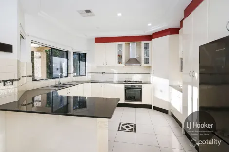 Property photo of 8 Strickland Road Guildford NSW 2161