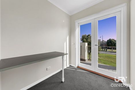 Property photo of 5/1 Clarendon Avenue Craigieburn VIC 3064