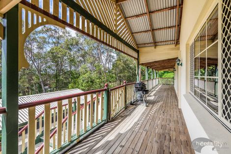Property photo of 18 Camden Court Helensvale QLD 4212