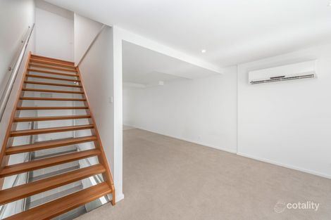 Property photo of 1/41 Hampton Circuit Yarralumla ACT 2600