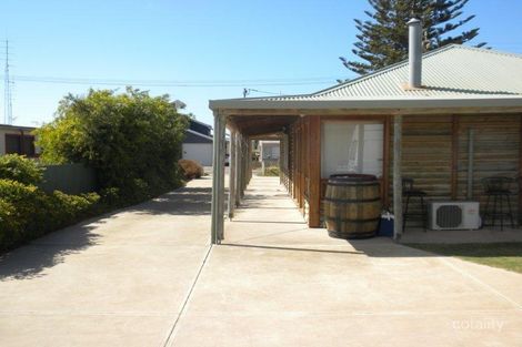 Property photo of 4 Gloria Avenue North Beach SA 5556