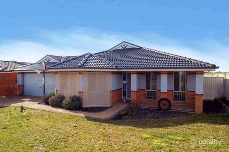 39 Stone Hill Cct, Cranbourne East, VIC 3977