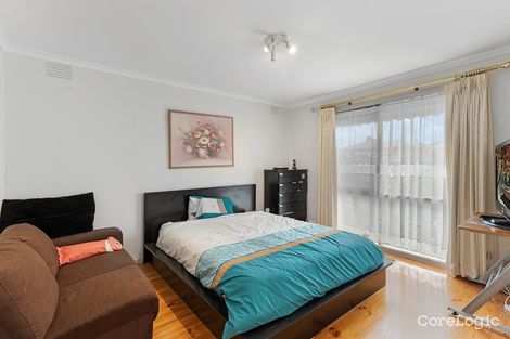 Property photo of 9 Waintree Court Endeavour Hills VIC 3802