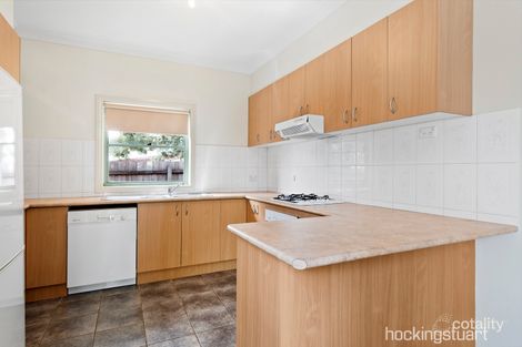 Property photo of 2/21 Batman Avenue Sunbury VIC 3429