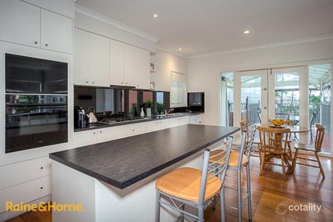 Property photo of 2 Greenhill Court Sunbury VIC 3429