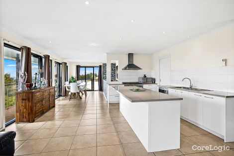 Property photo of 18 Backhouse Road Lake Heights NSW 2502