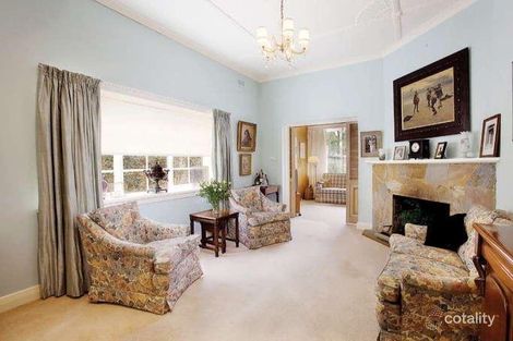 Property photo of 9 Aitchison Avenue Ashburton VIC 3147