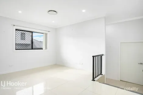 Property photo of 4/18-20 Woodburn Avenue Panania NSW 2213
