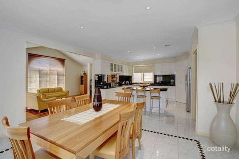 Property photo of 21 Blackman Crescent Taylors Lakes VIC 3038