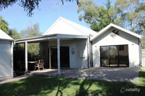 7 Redwood Dr, Cowes, VIC 3922