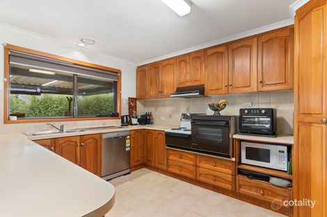 Property photo of 4 Viewmont Crescent Bell Post Hill VIC 3215