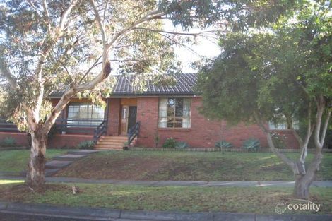 31 Ambleside Rd, Greenvale, VIC 3059