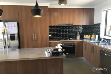 Property photo of 47 Carman Loop Macgregor ACT 2615