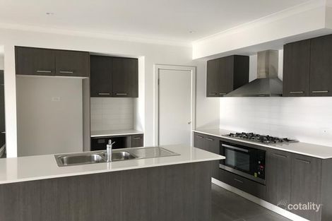 Property photo of 10 Woolondoon Drive Highton VIC 3216