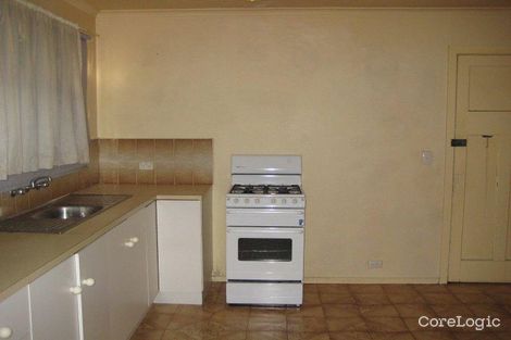 Property photo of 2/13 Cleveland Street St Albans VIC 3021