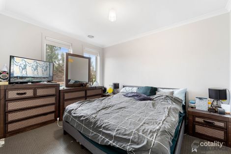 Property photo of 20 Stonehenge Drive Cobblebank VIC 3338