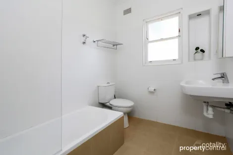 Property photo of 2 Bellereeve Avenue Mount Riverview NSW 2774