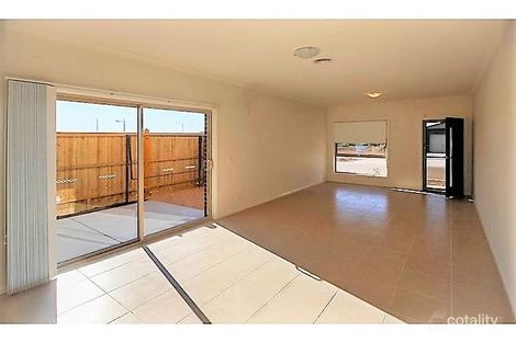Property photo of 5 Corboy Close Point Cook VIC 3030