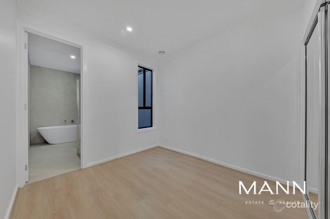 Property photo of 106 Fuchsia Drive Rockbank VIC 3335