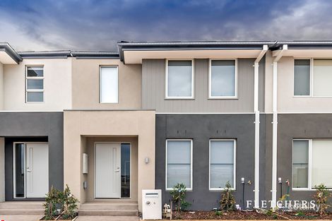 Property photo of 6 Banimboola Walk Tarneit VIC 3029