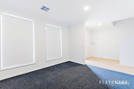 Property photo of 6 Banimboola Walk Tarneit VIC 3029