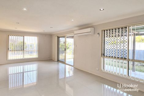 Property photo of 22 Rubicon Crescent Kuraby QLD 4112