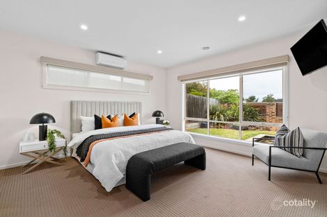 Property photo of 5 Blakiston Grove Rye VIC 3941