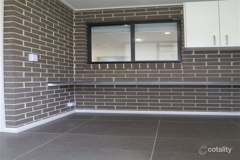 Property photo of 47 Winsome Avenue Plumpton NSW 2761