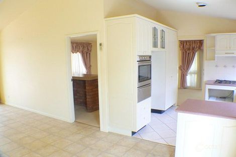 Property photo of 6 Kan Close St Clair NSW 2759