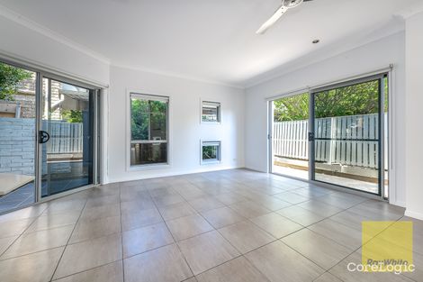 Property photo of 5/5 Ashbourne Terrace Biggera Waters QLD 4216