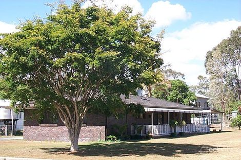 99 Burrum St, Burrum Heads, QLD 4659