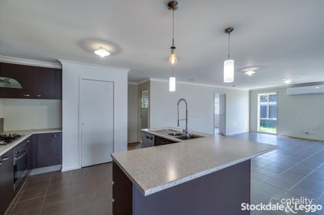 Property photo of 65 Mareeba Way Craigieburn VIC 3064