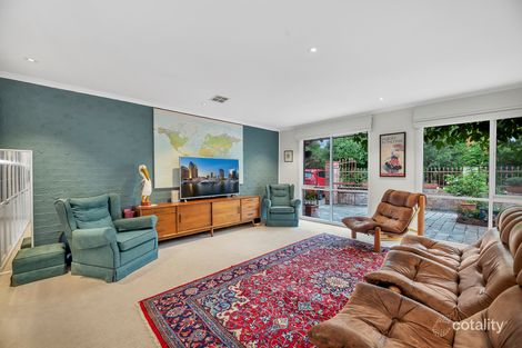 Property photo of 75 Jackie Howe Crescent Macarthur ACT 2904