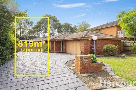 Property photo of 21 Cairn Curren Close Rowville VIC 3178