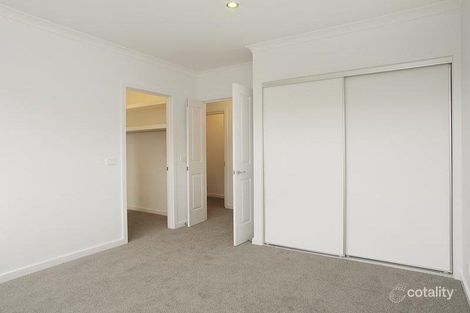 50 Grand Lakes Way, Lara, VIC 3212