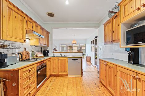 Property photo of 10 Dane Road Hampton East VIC 3188