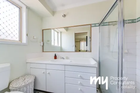 Property photo of 25 Elm Place Narellan Vale NSW 2567