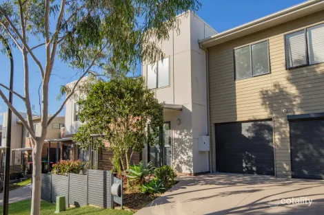 17 Ryhope St, Mount Hutton, NSW 2290